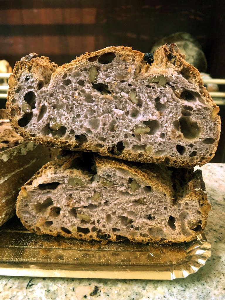 Pan horno de leña Panaderías Julia